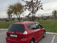 Photo of the vehicle Honda Fit