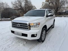 Photo of the vehicle Toyota Sequoia