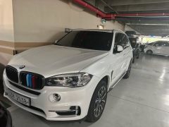 Photo of the vehicle BMW X5