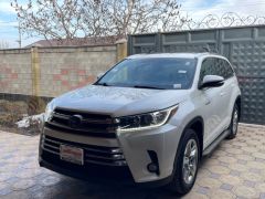 Photo of the vehicle Toyota Highlander