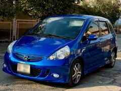 Photo of the vehicle Honda Jazz