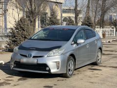 Фото авто Toyota Prius