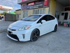 Фото авто Toyota Prius