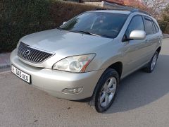 Photo of the vehicle Lexus RX