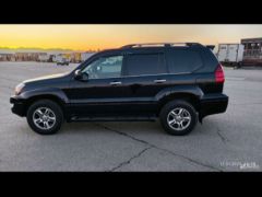 Photo of the vehicle Lexus GX