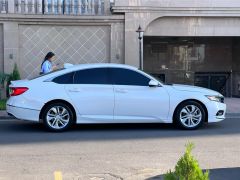 Photo of the vehicle Honda Accord