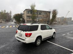 Фото авто Toyota Sequoia