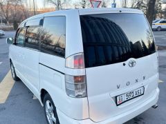 Фото авто Toyota Voxy