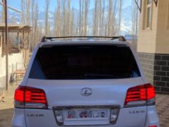 Сүрөт унаа Lexus LX