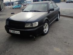 Photo of the vehicle Audi 100