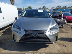 Photo of the vehicle Lexus NX