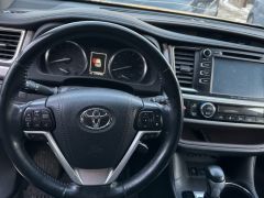 Сүрөт унаа Toyota Highlander