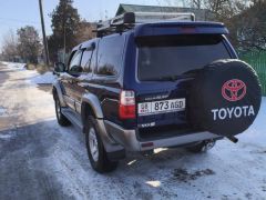 Сүрөт унаа Toyota Hilux Surf