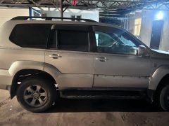 Сүрөт унаа Toyota Land Cruiser Prado