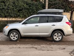 Сүрөт унаа Toyota RAV4