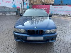 Photo of the vehicle BMW 5 Series