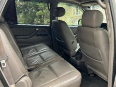 Сүрөт унаа Toyota Sequoia