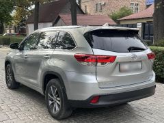 Photo of the vehicle Toyota Highlander