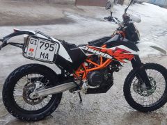 Photo of the vehicle KTM 690