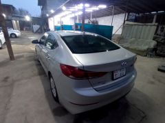 Сүрөт унаа Hyundai Elantra