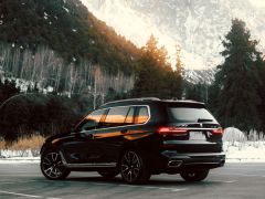 Фото авто BMW X7