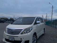 Фото авто Toyota Alphard