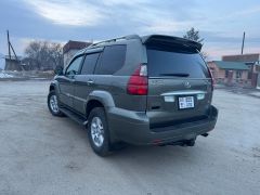 Photo of the vehicle Lexus GX