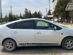 Photo of the vehicle Toyota Prius