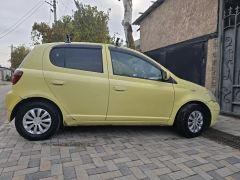 Сүрөт унаа Toyota Vitz