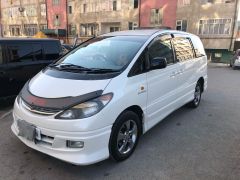 Photo of the vehicle Toyota Estima