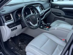 Сүрөт унаа Toyota Highlander