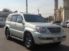 Photo of the vehicle Lexus GX