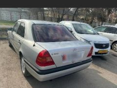 Сүрөт унаа Mercedes-Benz C-Класс