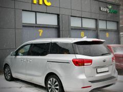 Photo of the vehicle Kia Carnival