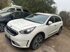 Photo of the vehicle Kia Niro