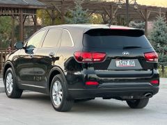 Photo of the vehicle Kia Sorento