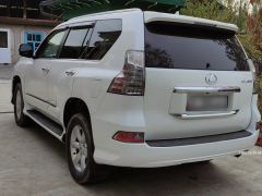 Photo of the vehicle Lexus GX