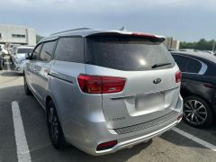 Фото авто Kia Carnival