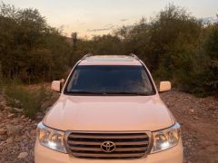 Сүрөт унаа Toyota Land Cruiser