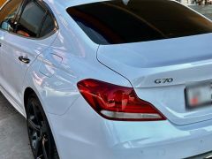 Сүрөт унаа Genesis G70