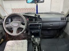 Сүрөт унаа Mazda 626