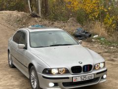 Photo of the vehicle BMW 5 Series