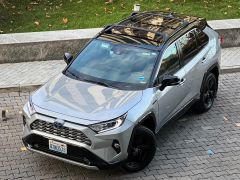 Сүрөт унаа Toyota RAV4