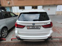 Photo of the vehicle BMW X5