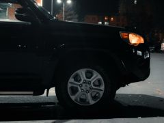 Photo of the vehicle Toyota 4Runner