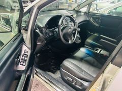 Photo of the vehicle Lexus RX