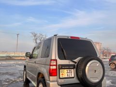 Сүрөт унаа Mitsubishi Pajero Mini