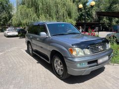 Photo of the vehicle Lexus LX