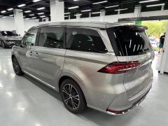 Фото авто Roewe iMAX8