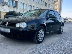 Фото авто Volkswagen Golf